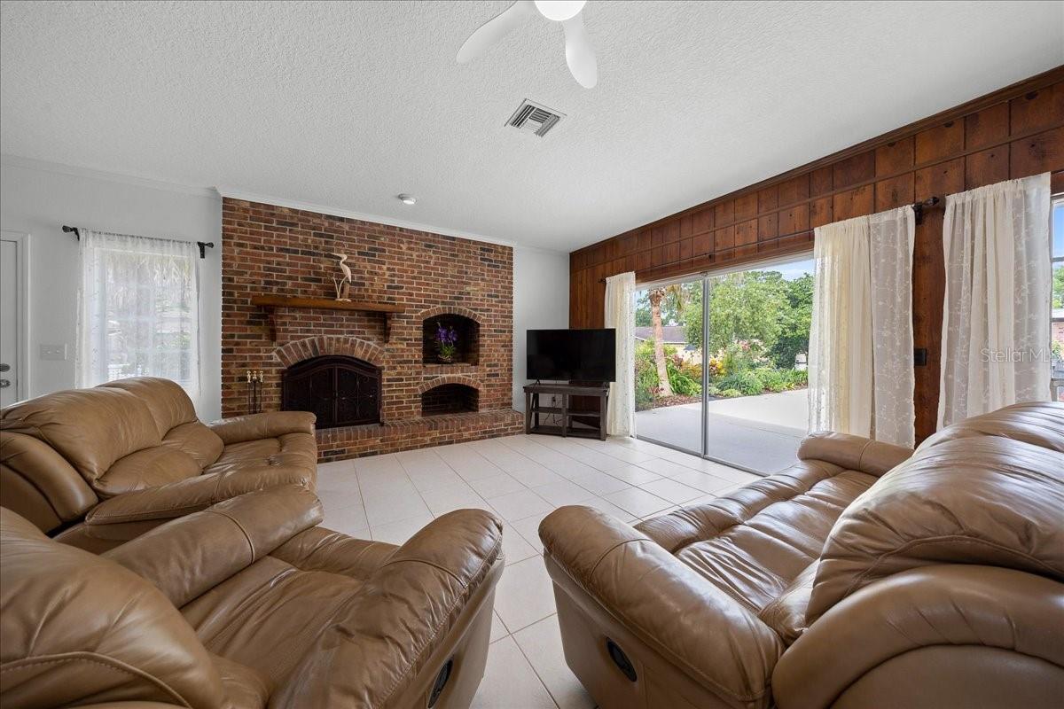 WOODBINE - Residential
