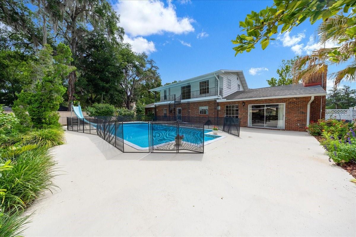WOODBINE - Residential