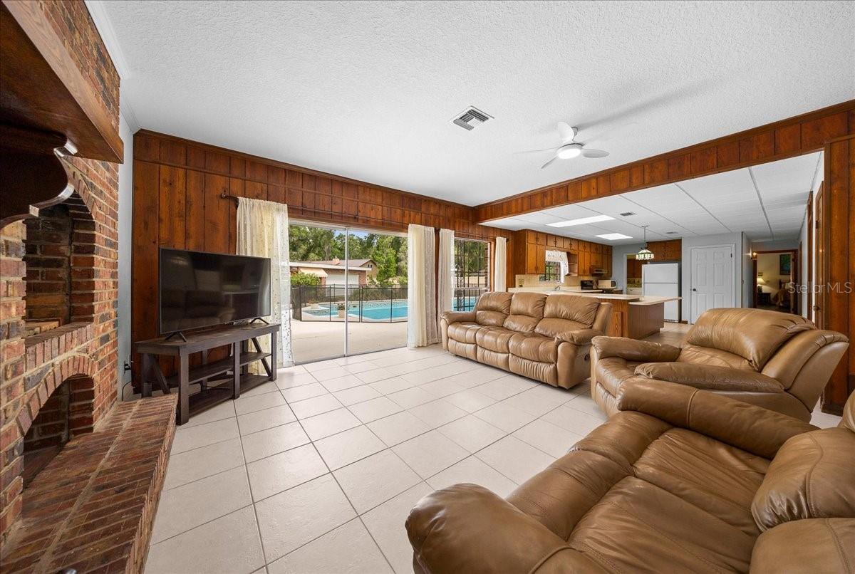 WOODBINE - Residential