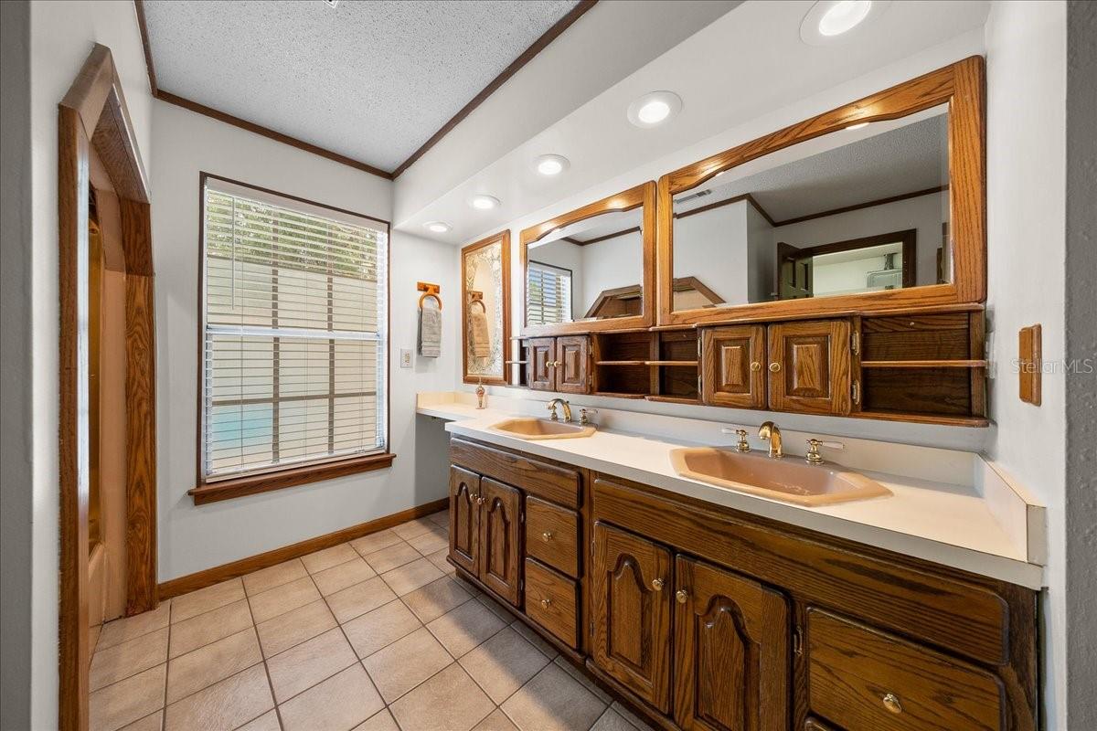 WOODBINE - Residential