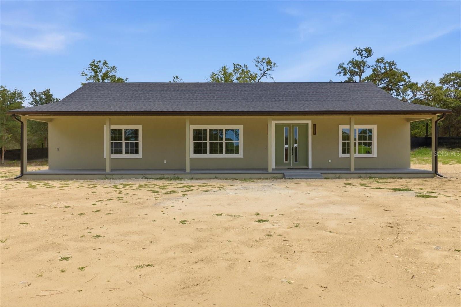 002046 - MINI FARMS UNIT 11 - Residential