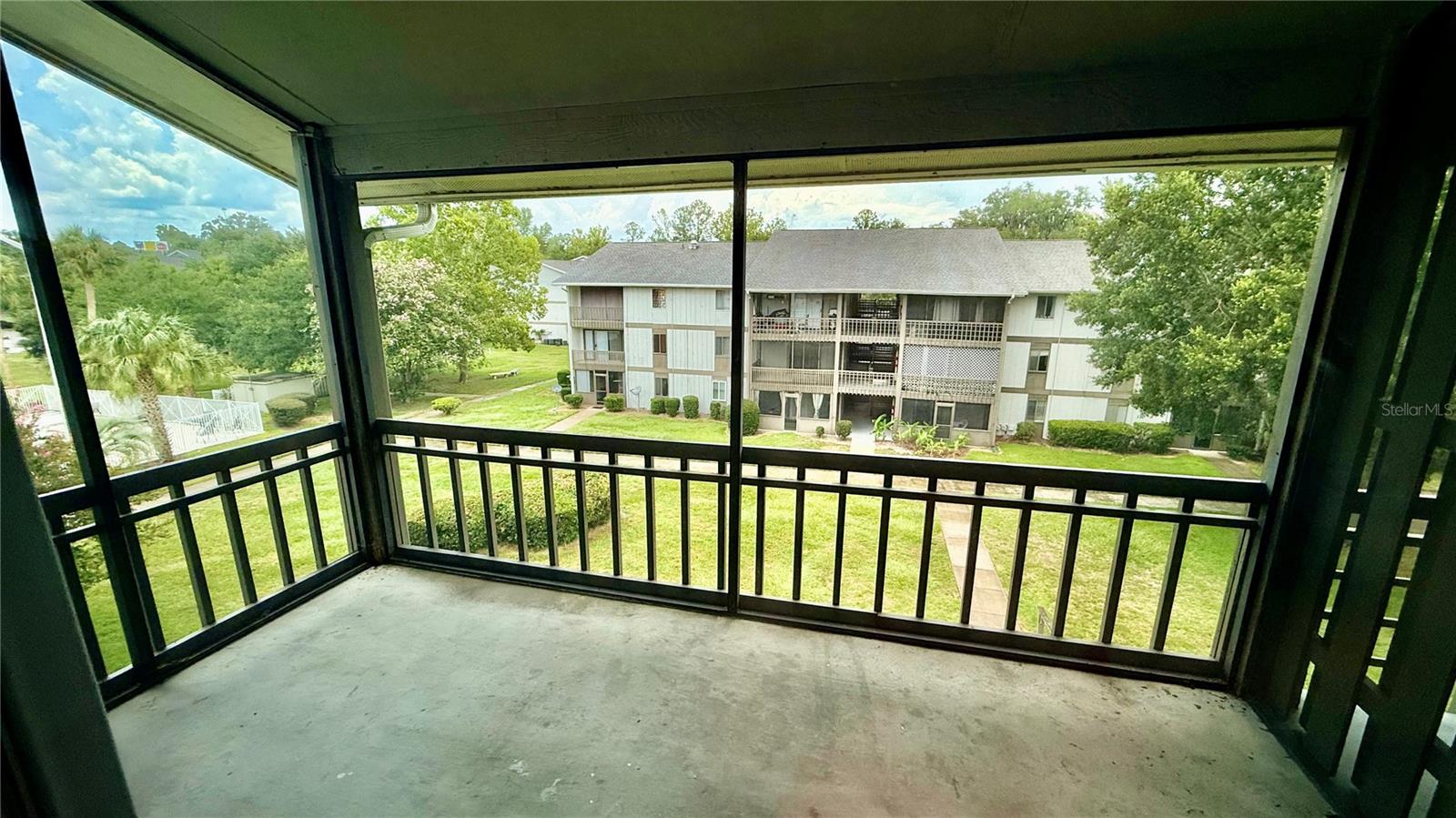 OAKS - Residential Lease