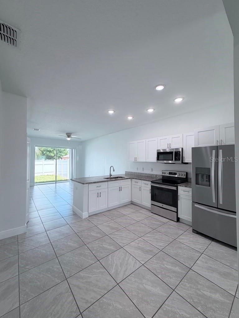 POINCIANA VILLAGE 2 NBHD 1 - Residential Lease