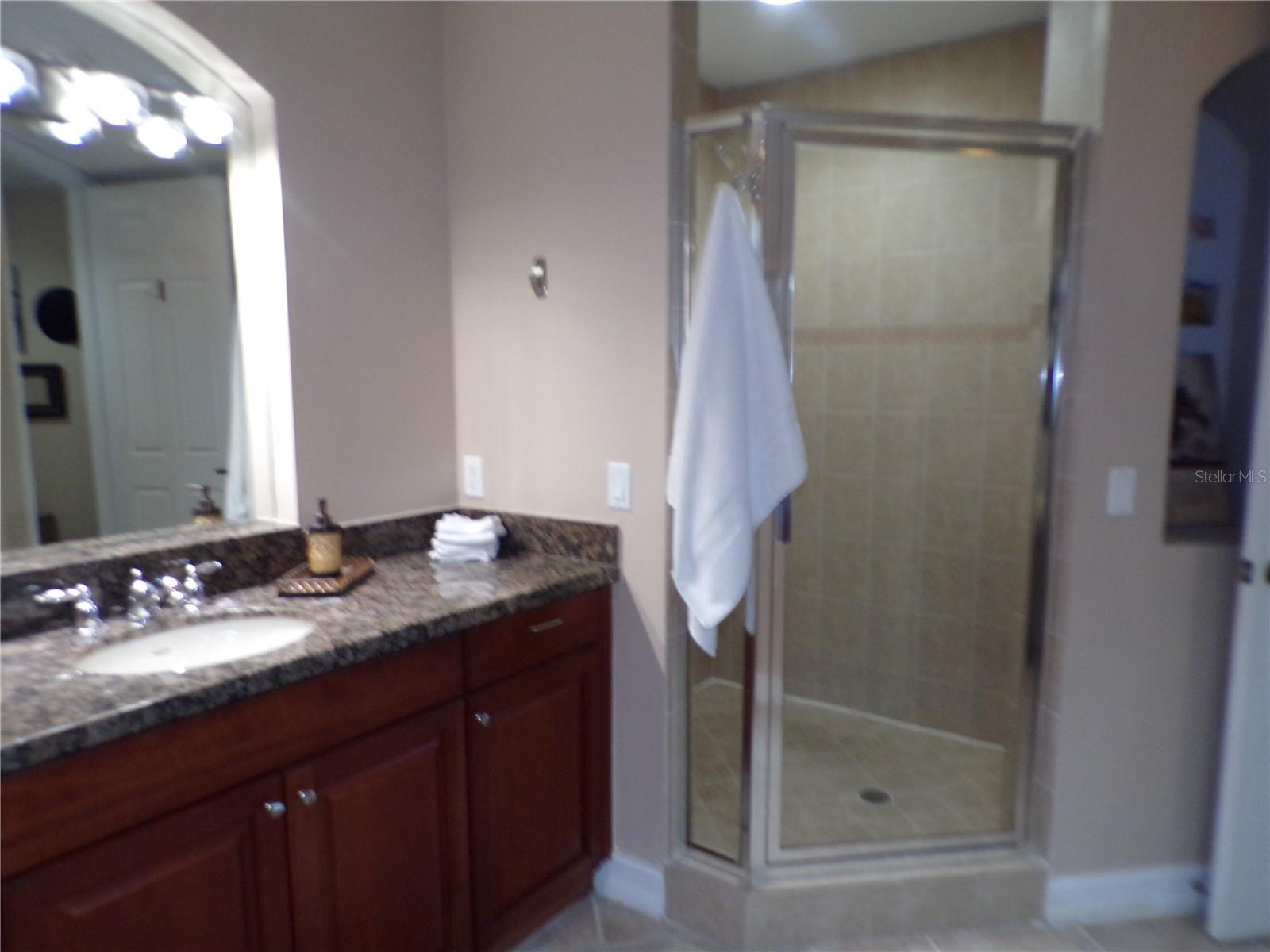 BELLA LAGO/VIVANTE XXI - Residential Lease