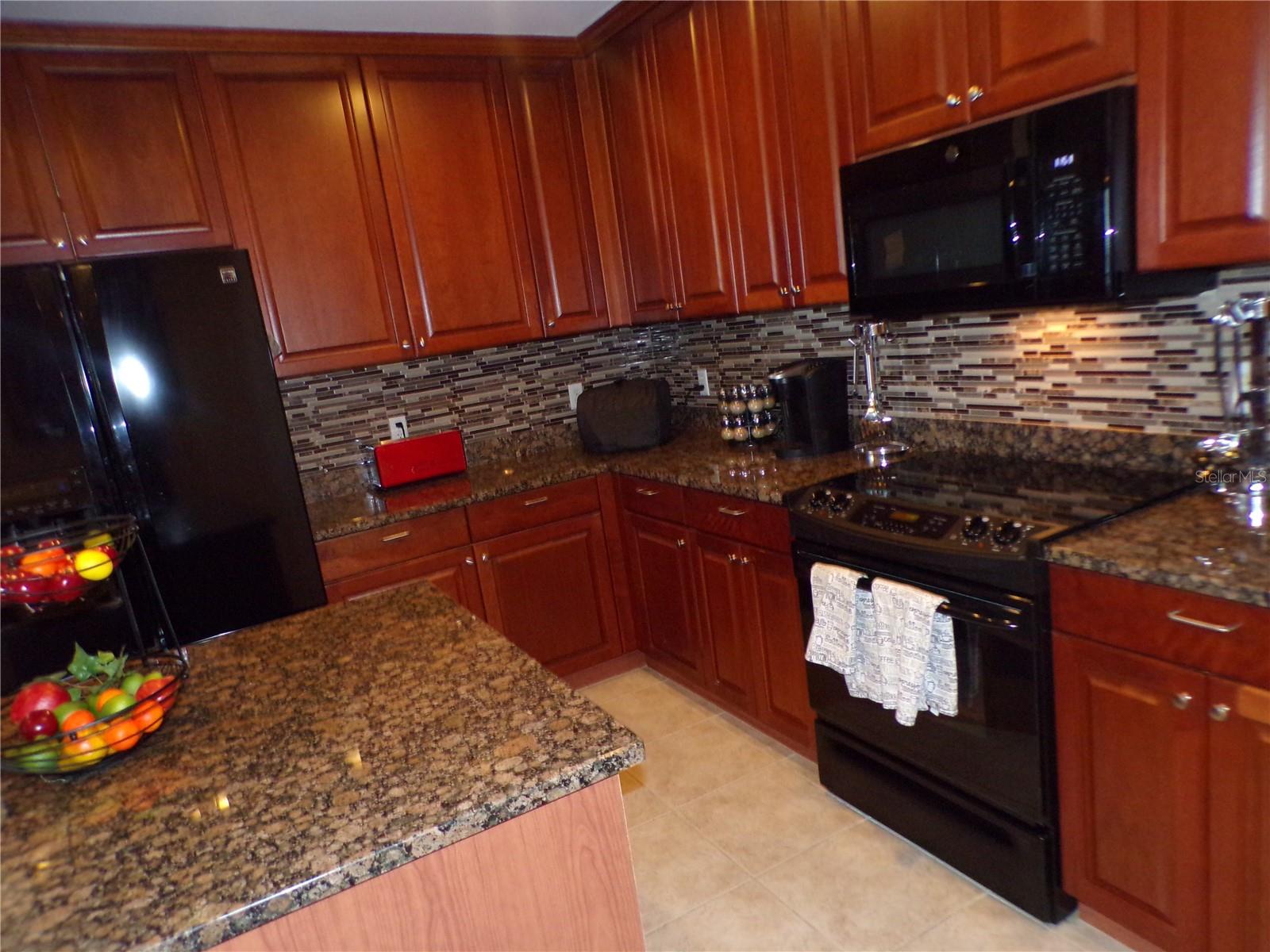 BELLA LAGO/VIVANTE XXI - Residential Lease