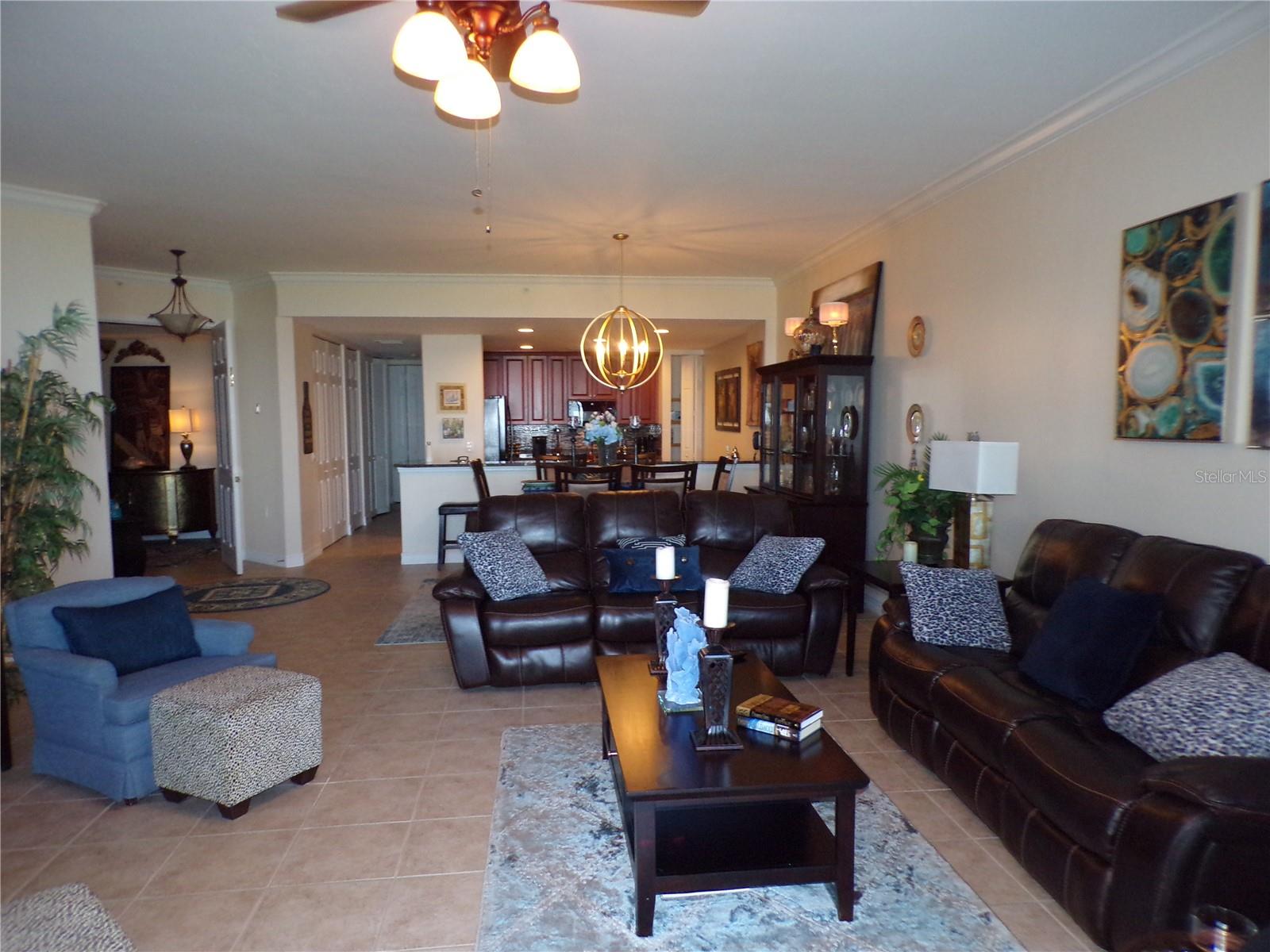 BELLA LAGO/VIVANTE XXI - Residential Lease