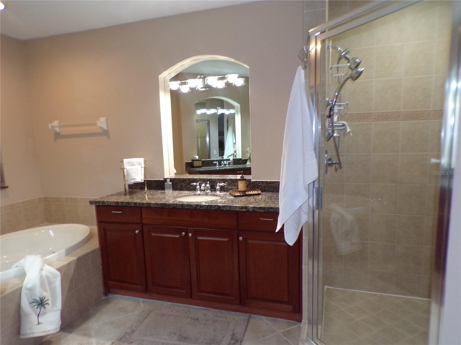 BELLA LAGO/VIVANTE XXI - Residential Lease
