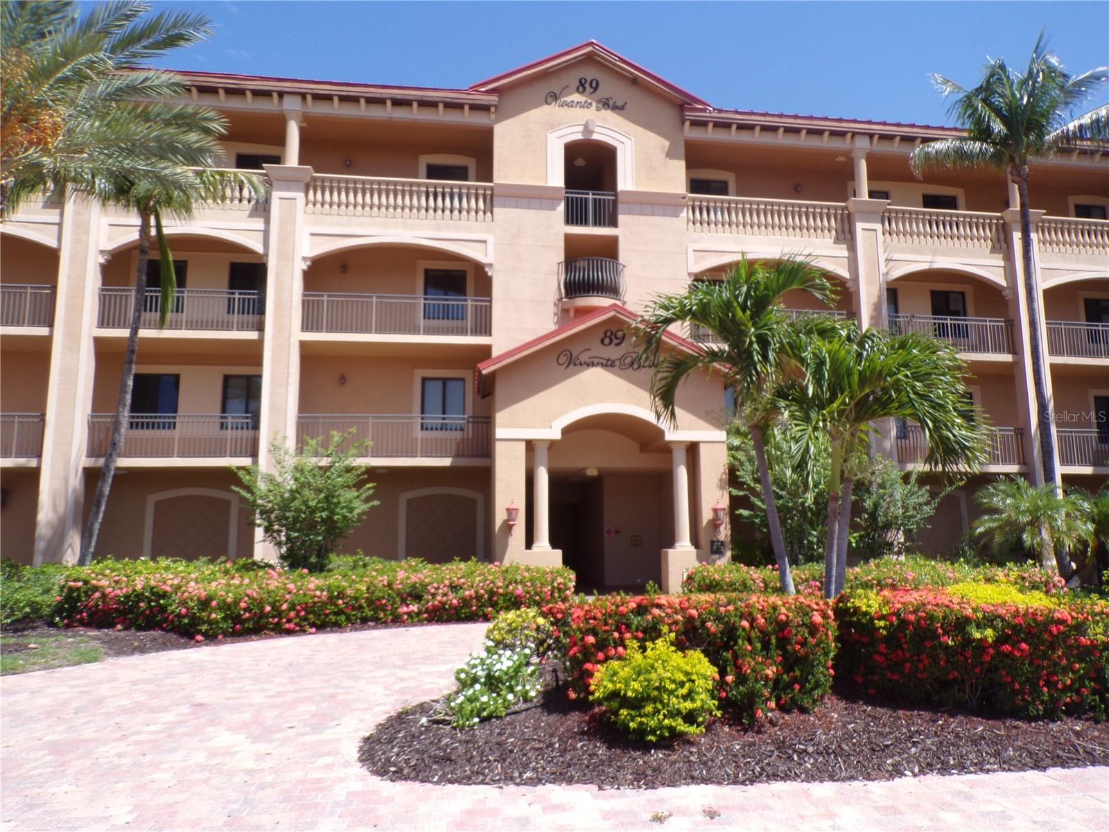 BELLA LAGO/VIVANTE XXI - Residential Lease