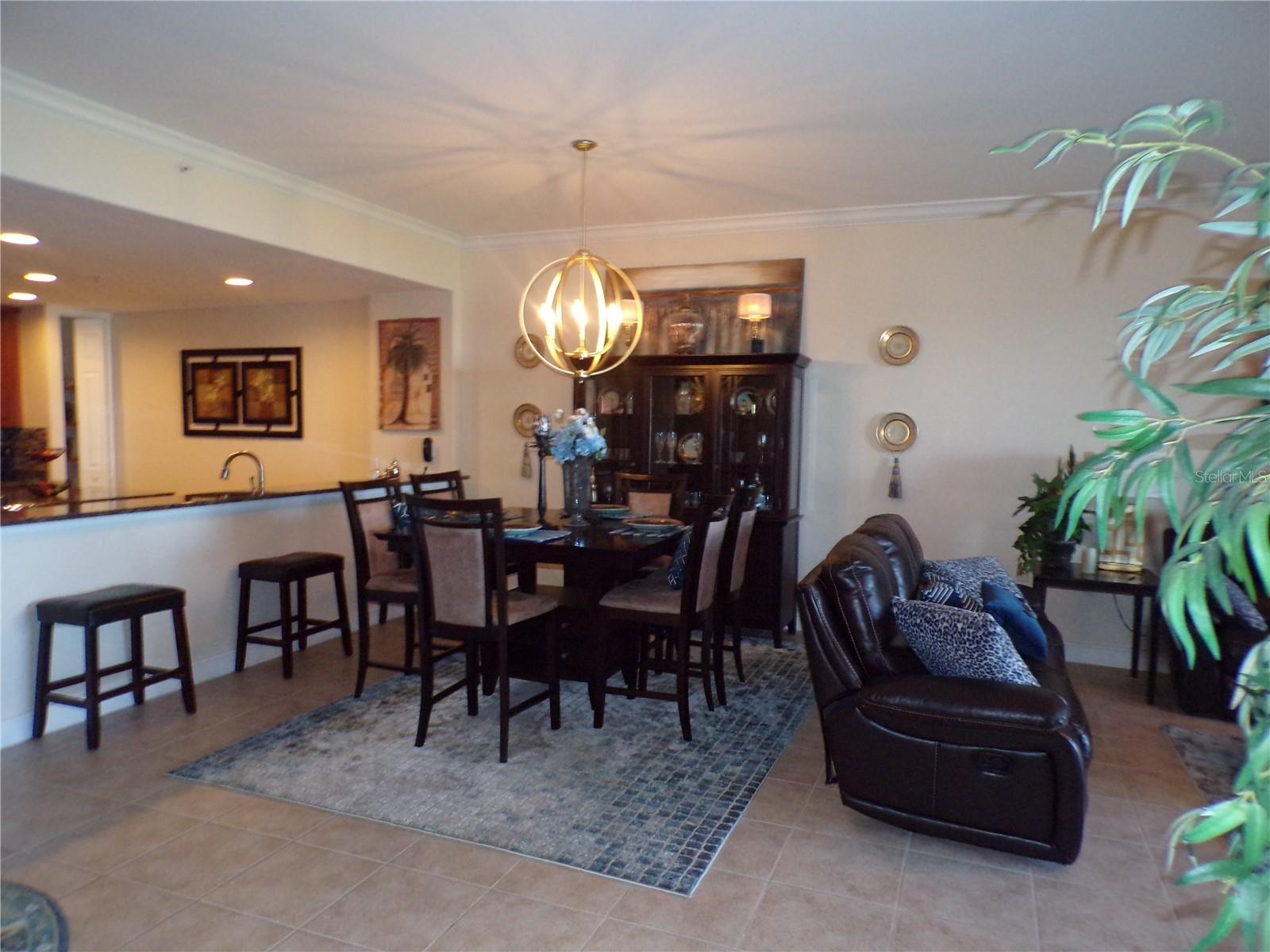 BELLA LAGO/VIVANTE XXI - Residential Lease