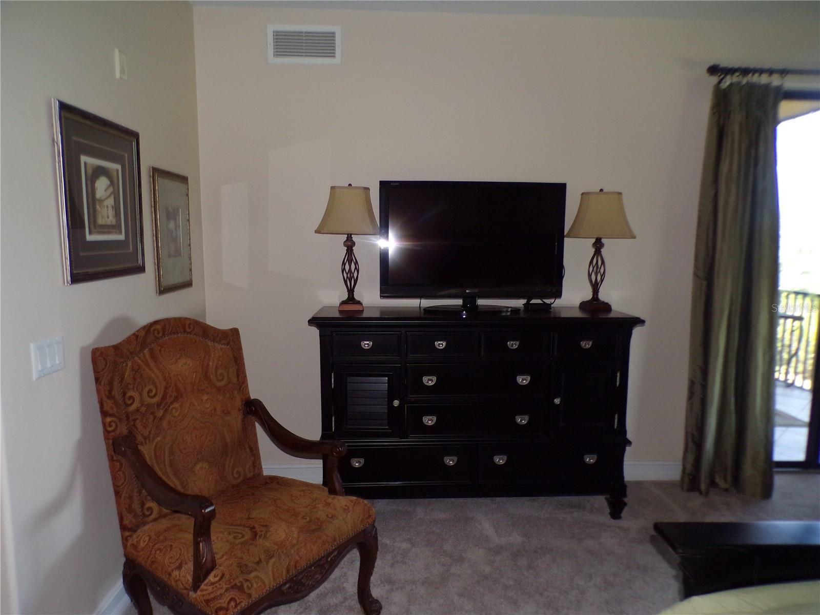 BELLA LAGO/VIVANTE XXI - Residential Lease