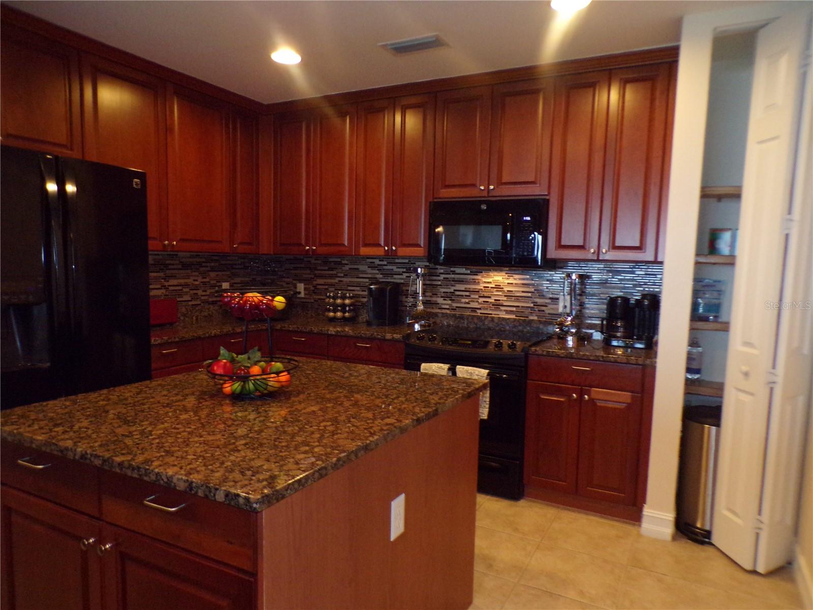 BELLA LAGO/VIVANTE XXI - Residential Lease