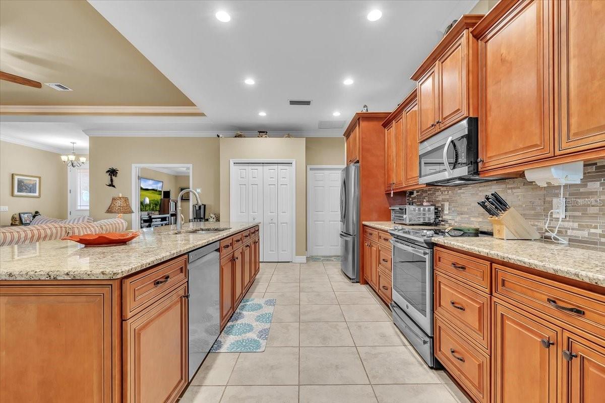 LAKE SUZY ESTATES - Residential