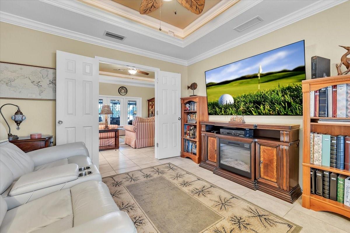 LAKE SUZY ESTATES - Residential