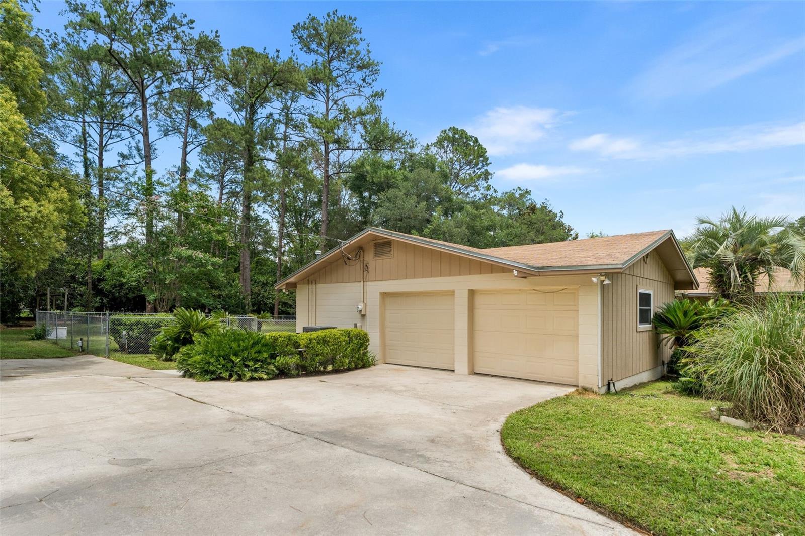 ROBIN LANE - Residential