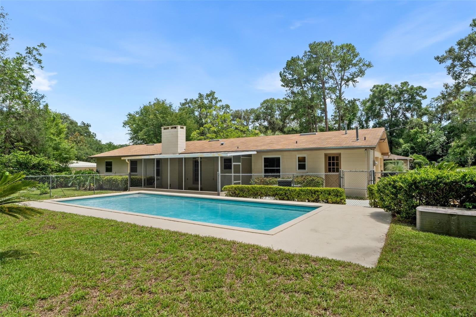 ROBIN LANE - Residential