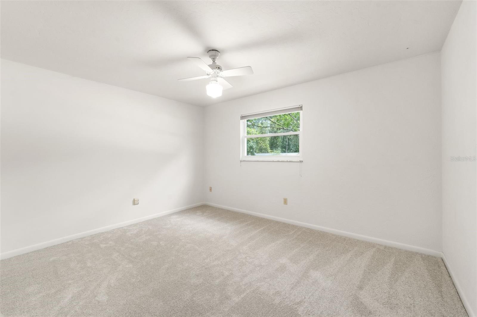 ROBIN LANE - Residential