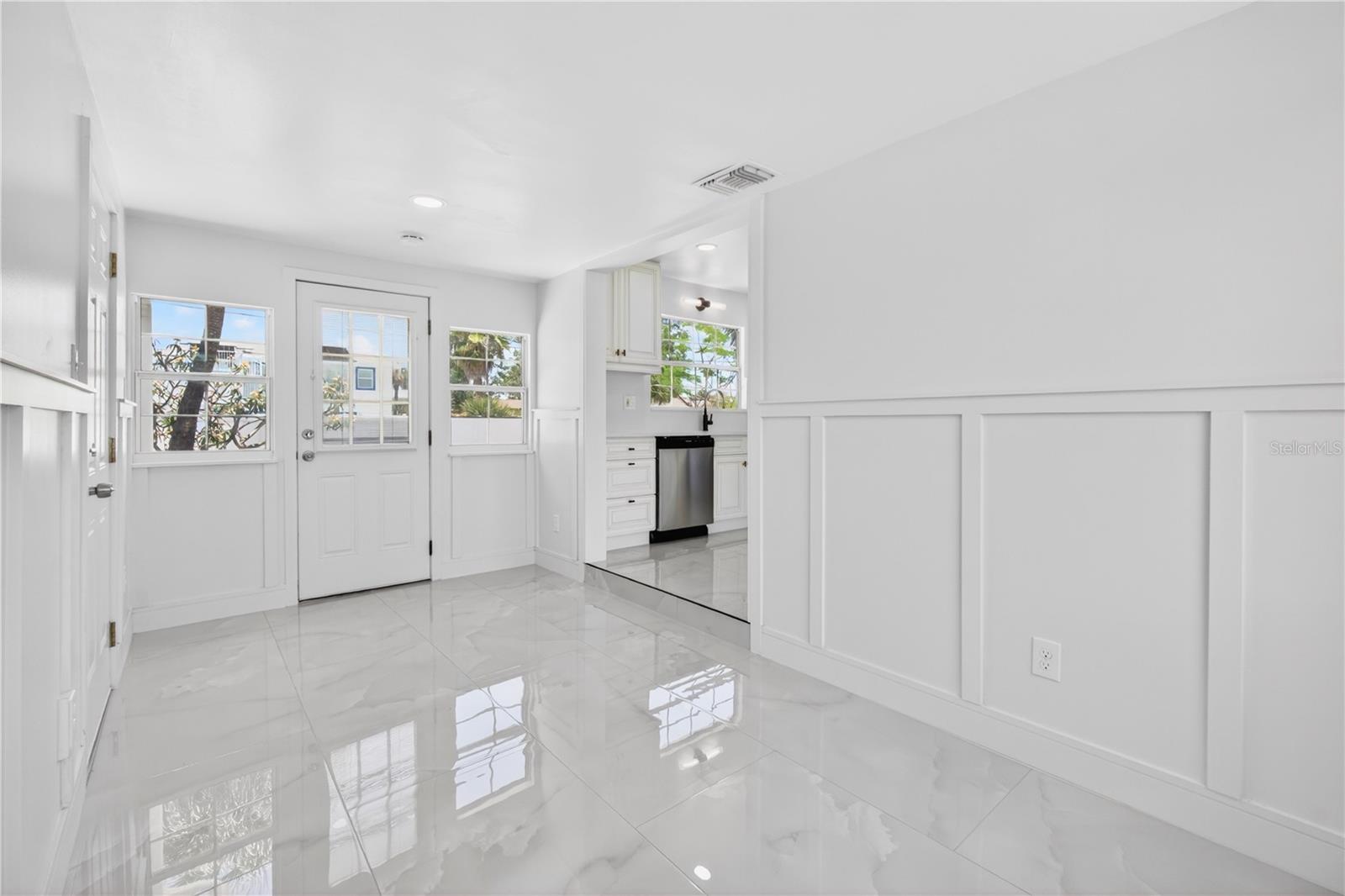 BELLE VISTA BEACH 1ST ADD - Residential