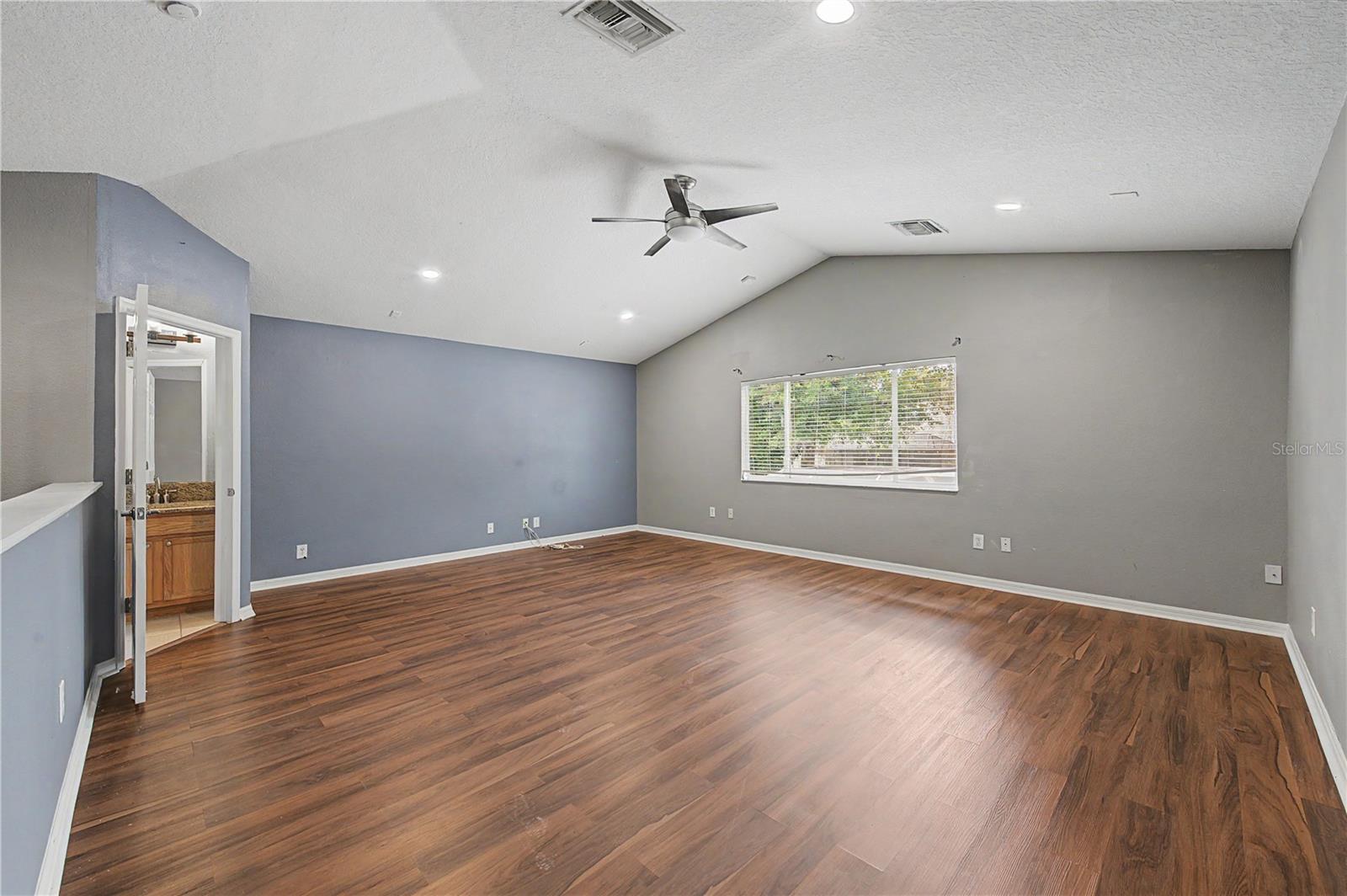 DIAMOND HILL - Residential