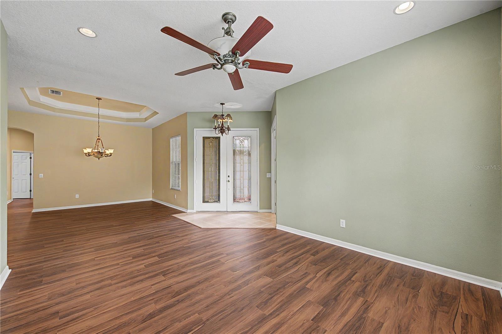 DIAMOND HILL - Residential