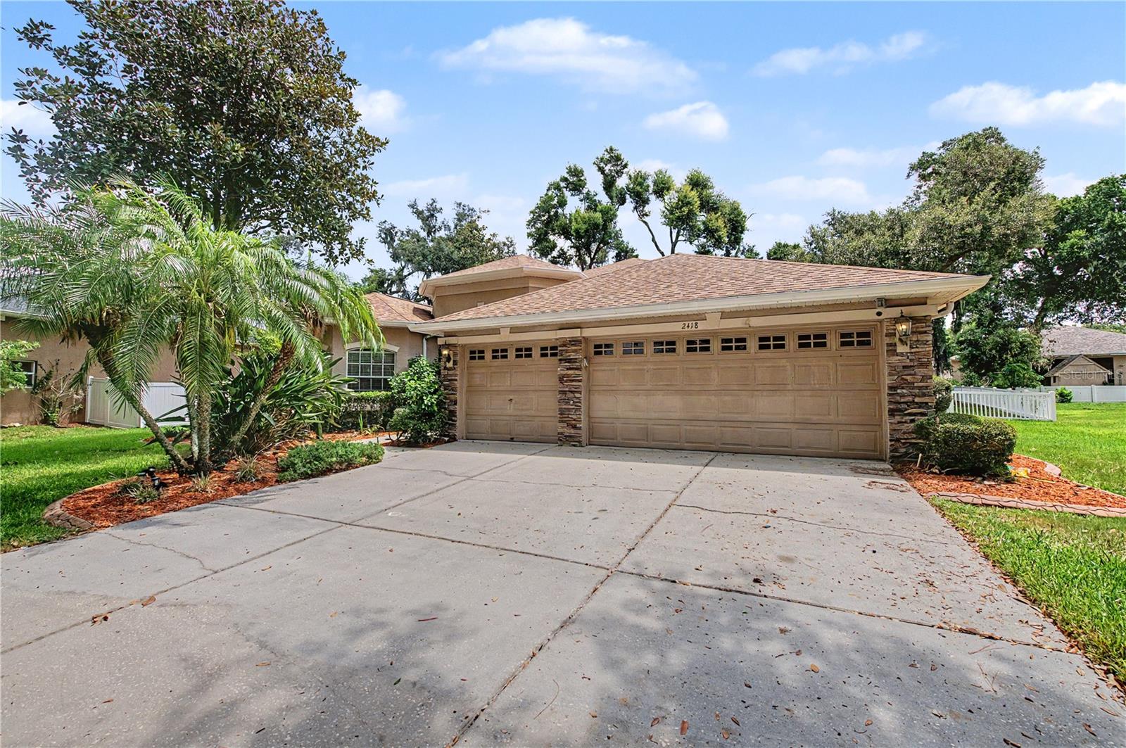 DIAMOND HILL - Residential
