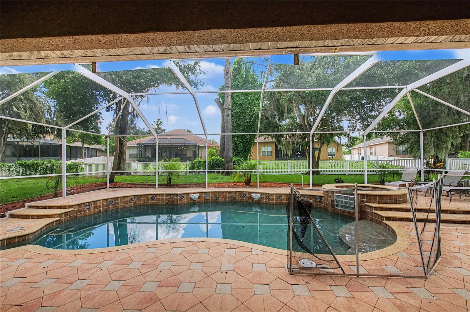 DIAMOND HILL - Residential