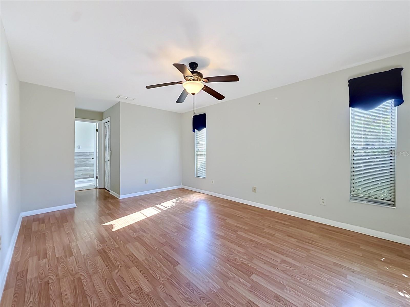 BEVERLY HILLS UNIT 08 PH 02 - Residential