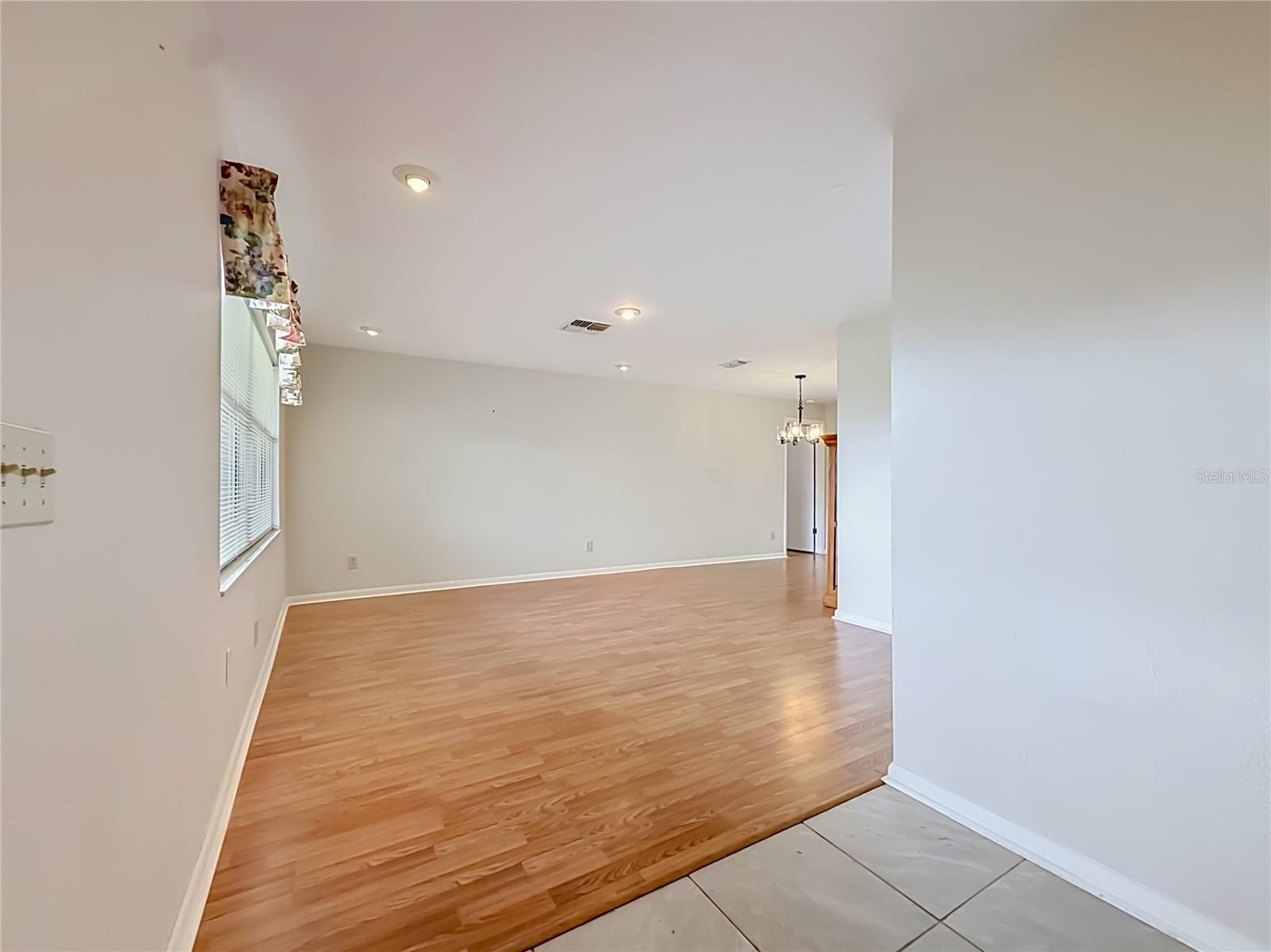 BEVERLY HILLS UNIT 08 PH 02 - Residential