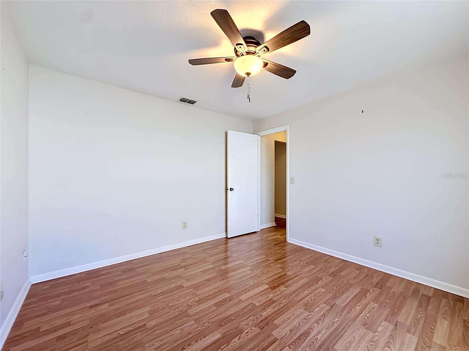 BEVERLY HILLS UNIT 08 PH 02 - Residential