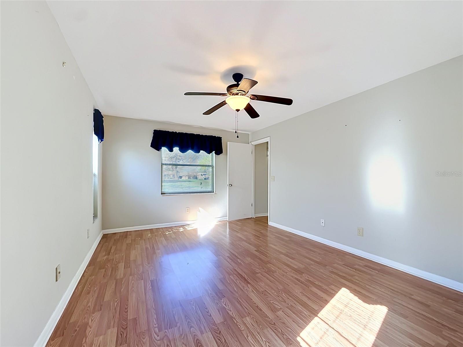 BEVERLY HILLS UNIT 08 PH 02 - Residential