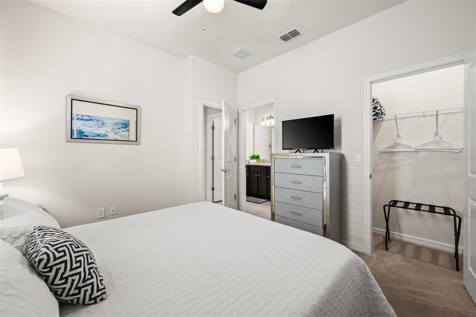 WINDSOR ISLAND RESIDENCE - Residential