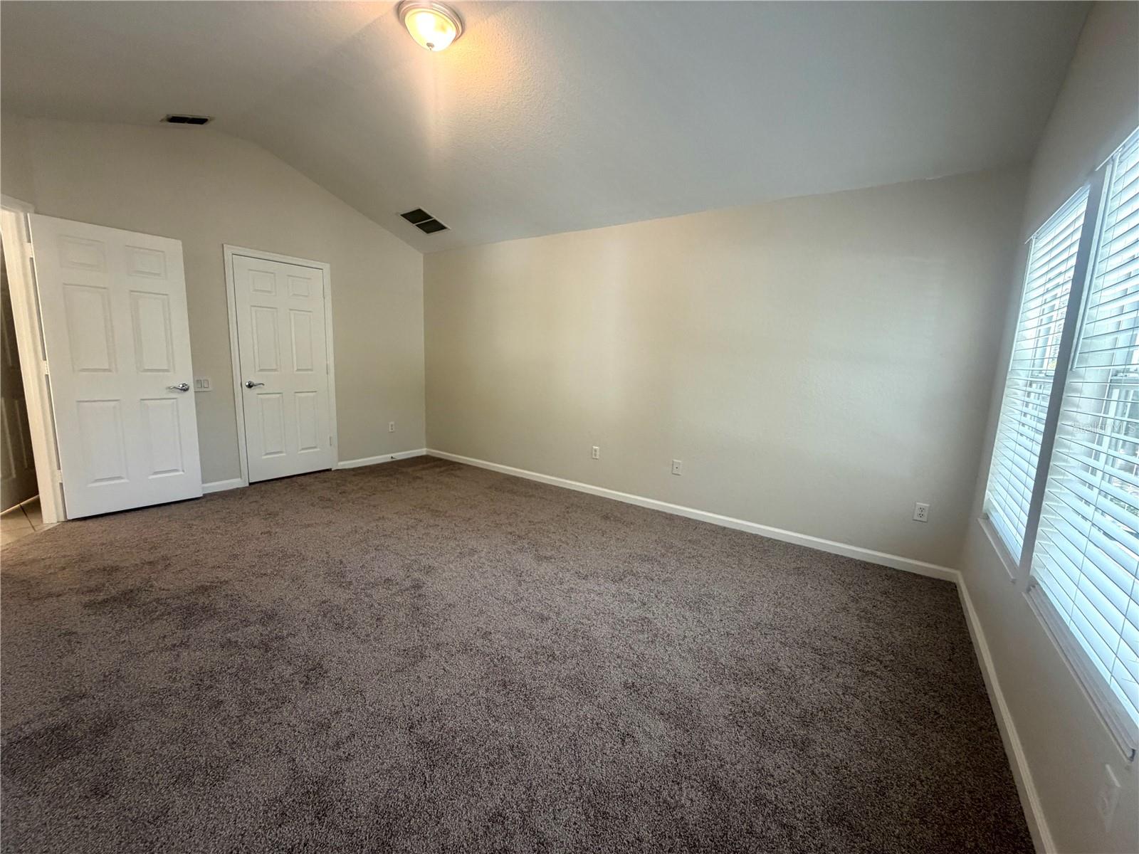 VISTAS/PHILLIPS COMMONS - Residential Lease