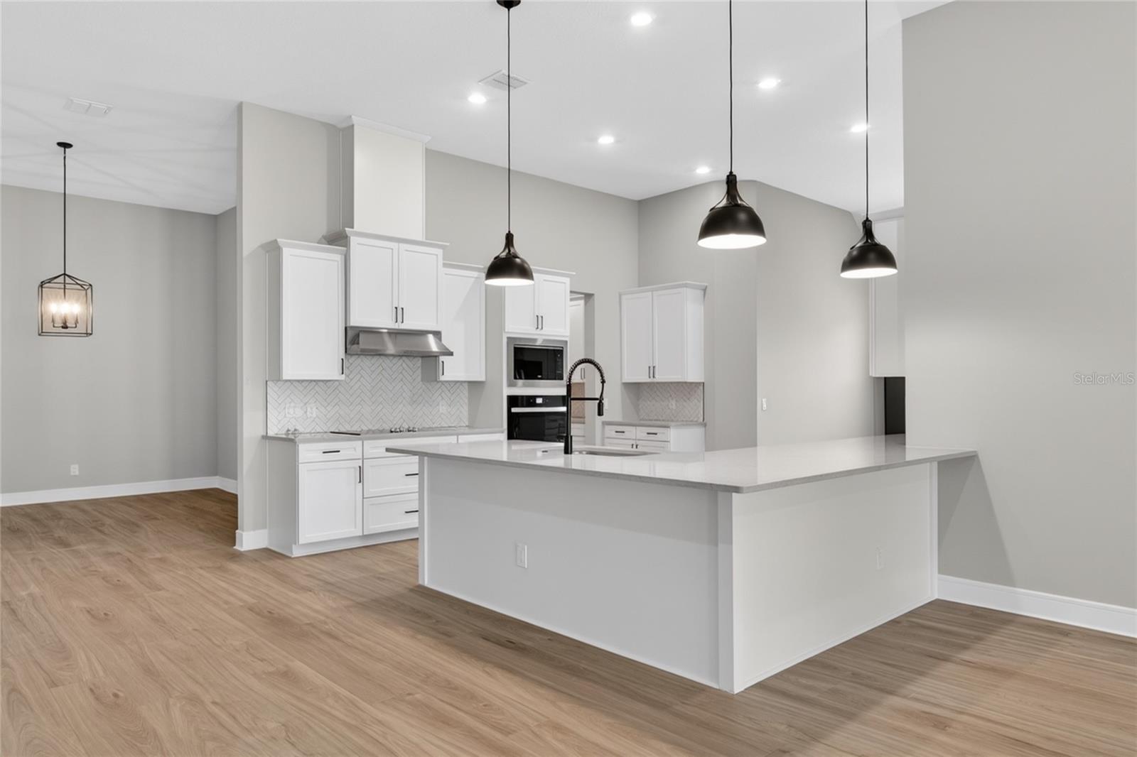 SADDLE HILL SUB - Residential