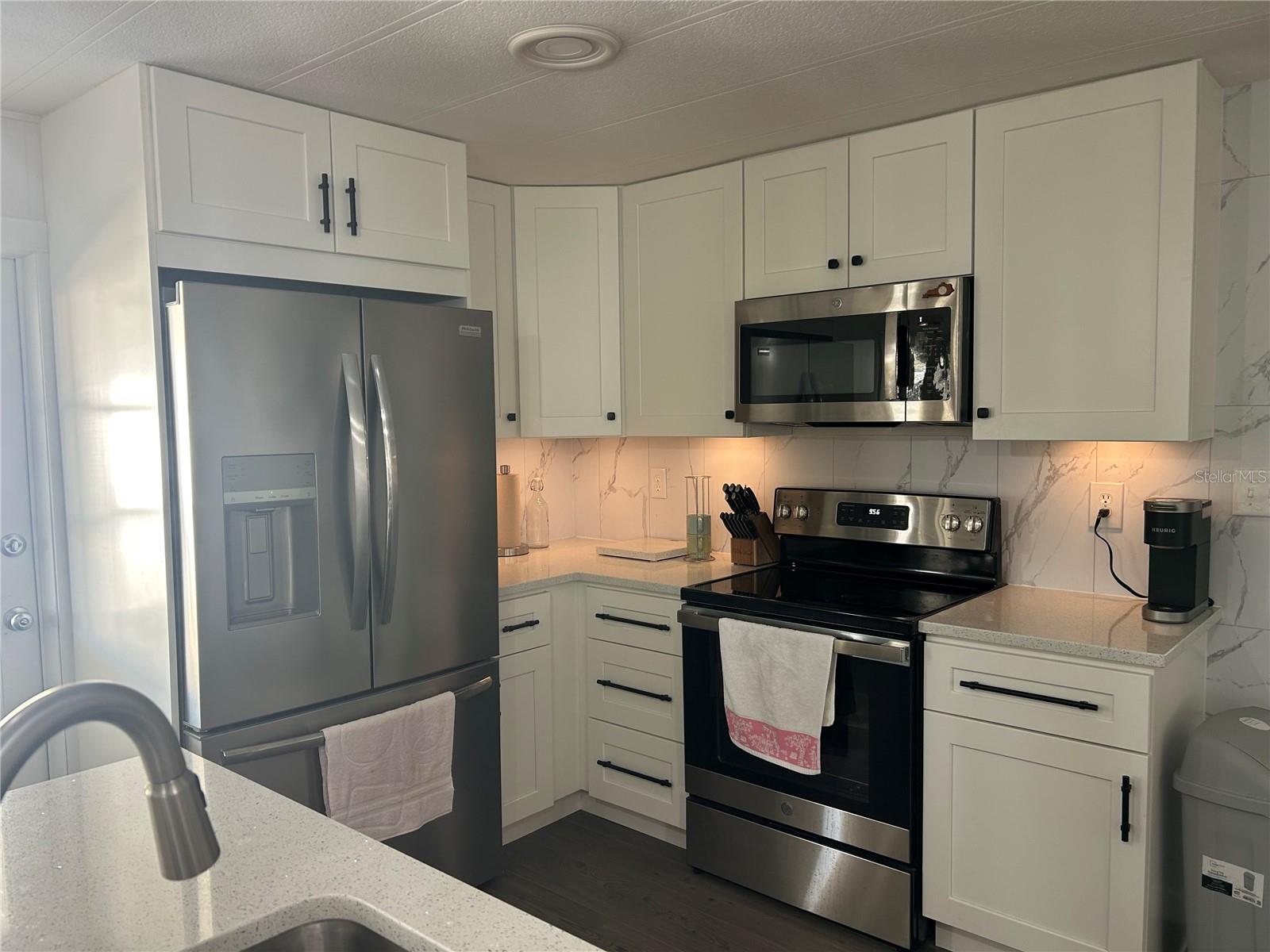 OAKWOOD MANOR - Residential