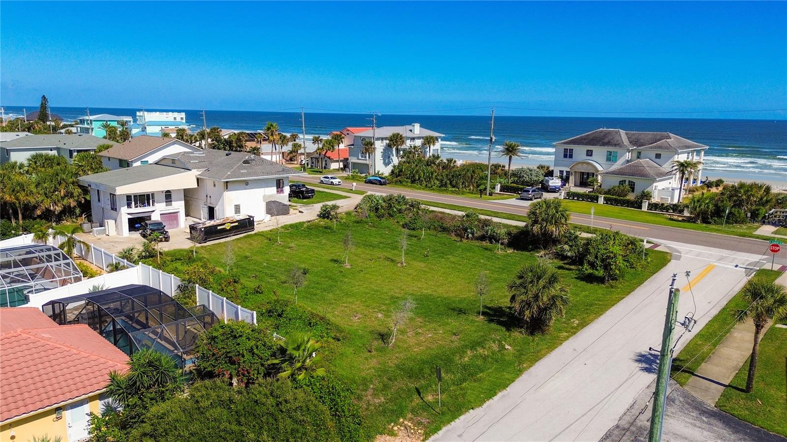 LIGHTHOUSE SHORES - Residential