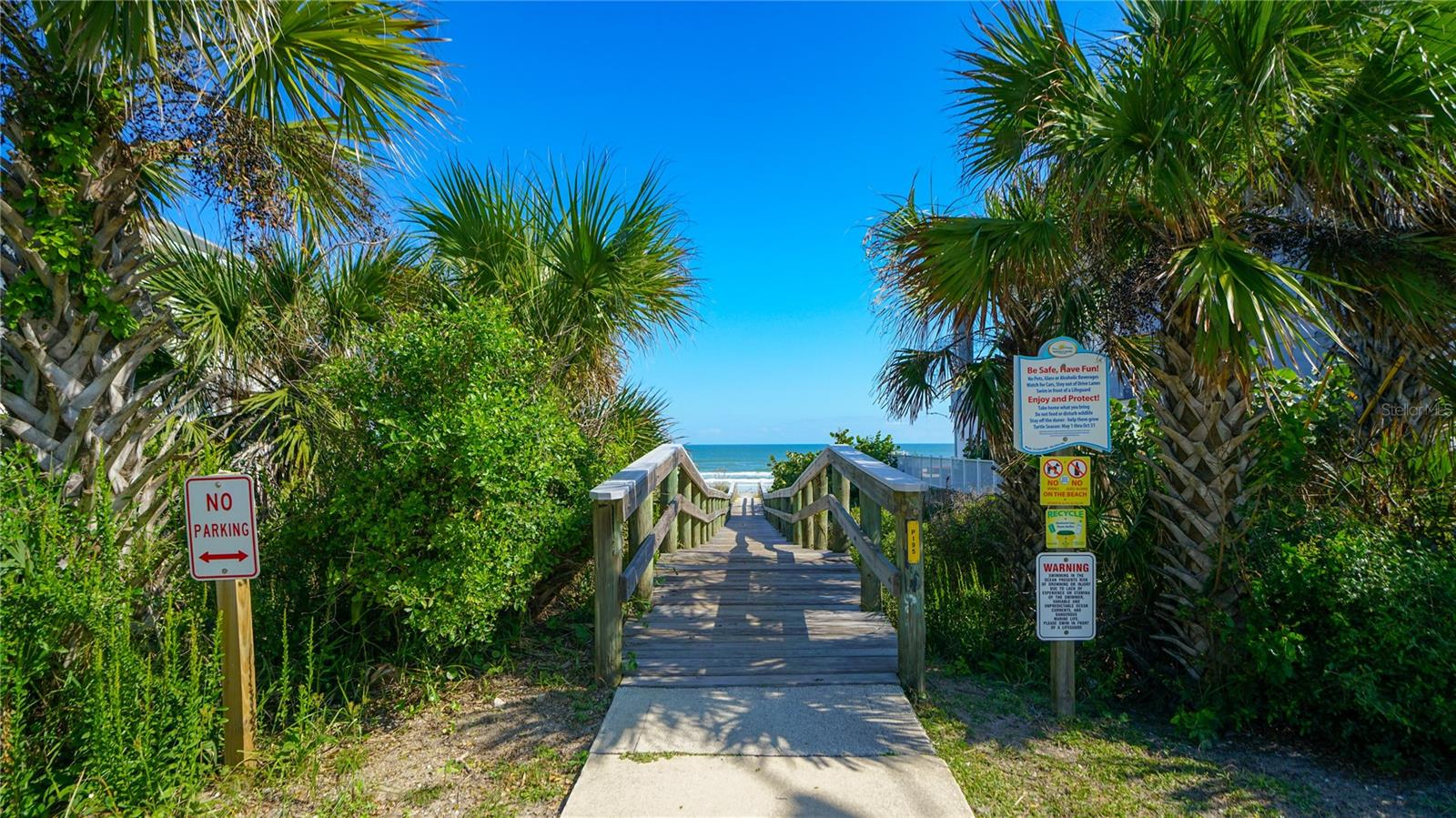 LIGHTHOUSE SHORES - Residential