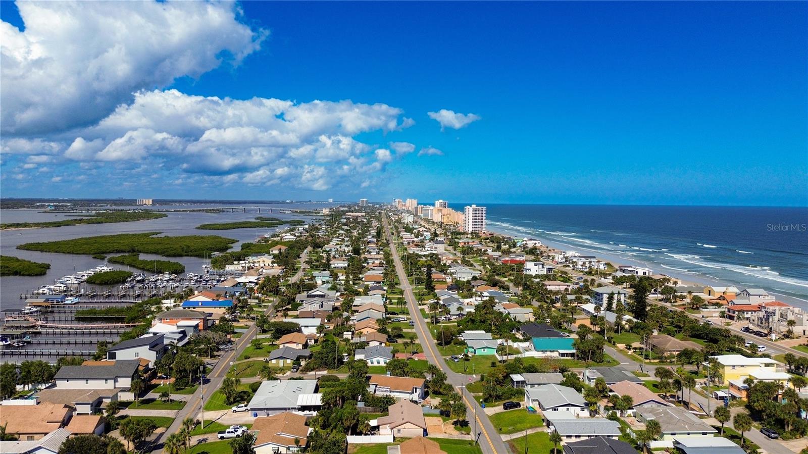 LIGHTHOUSE SHORES - Residential