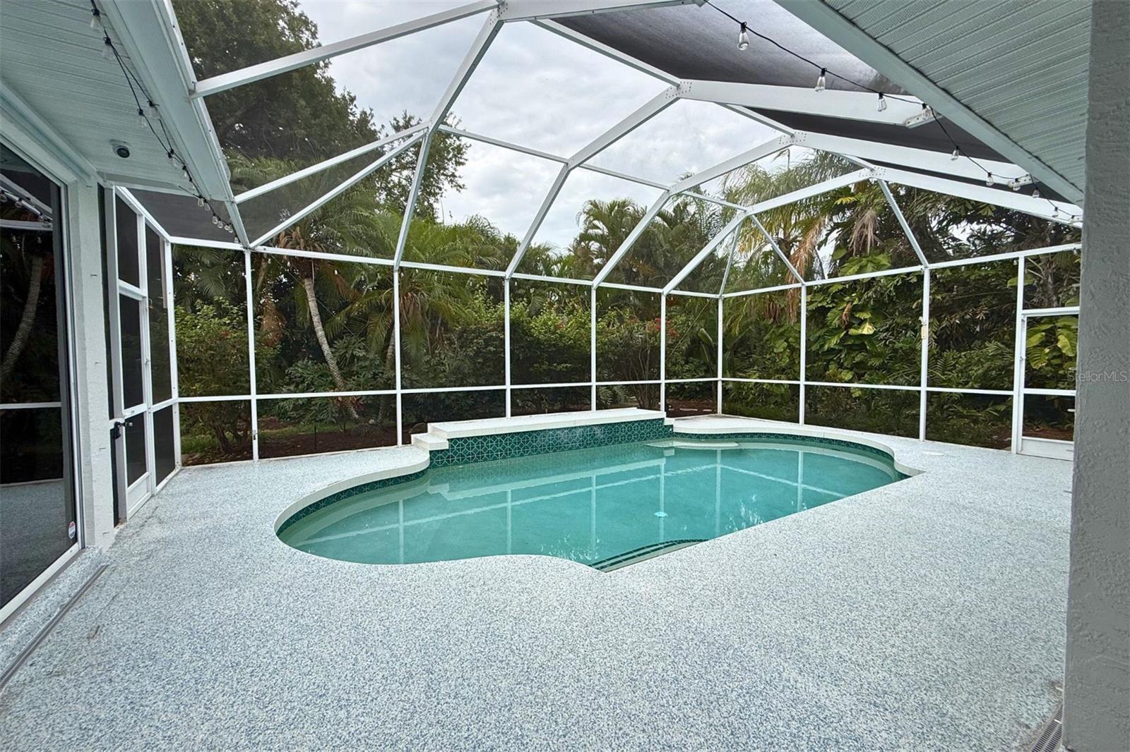 TURTLE ROCK - Residential
