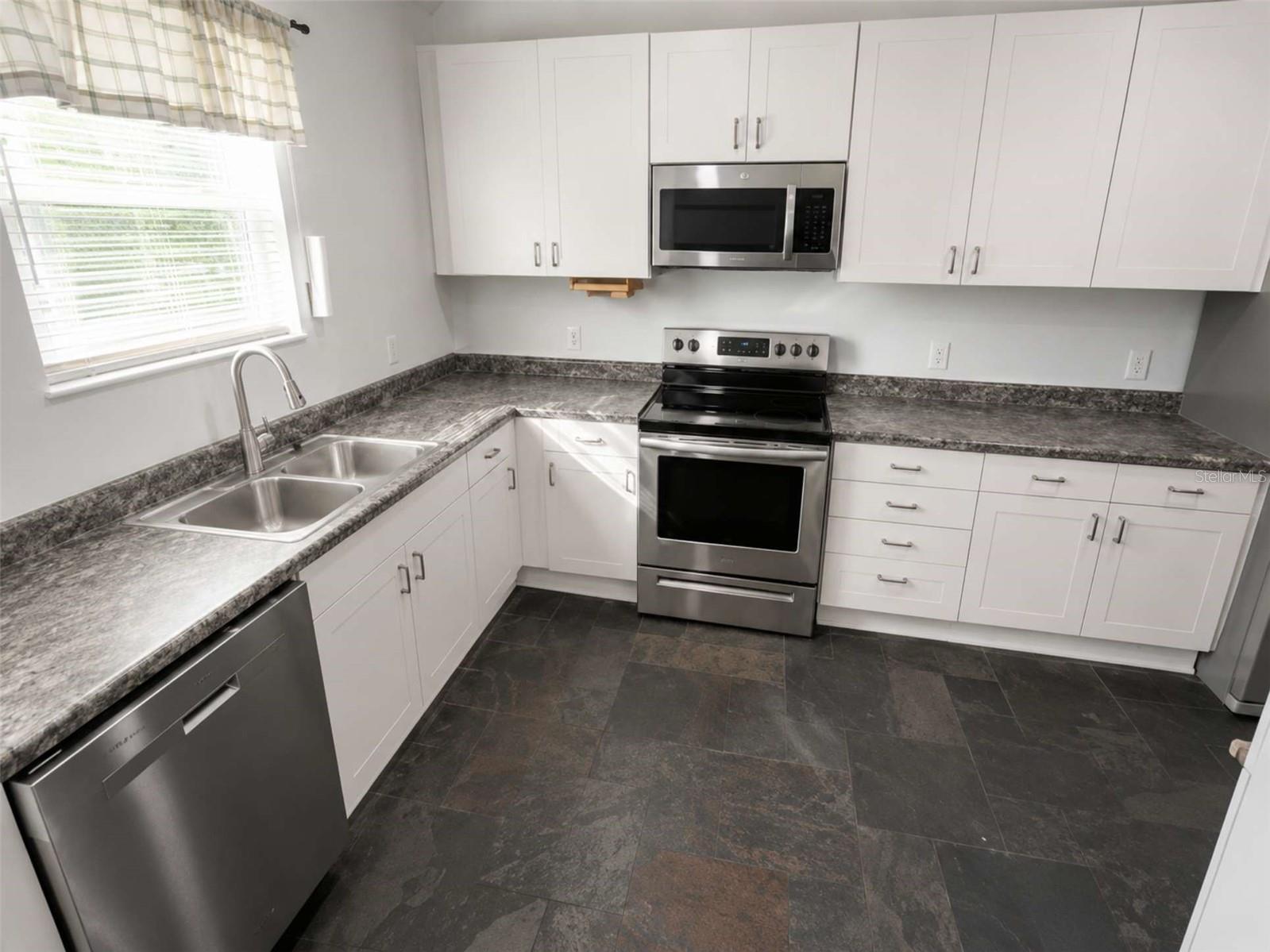 GANDY BOULEVARD PARK 2ND ADDITION - Residential