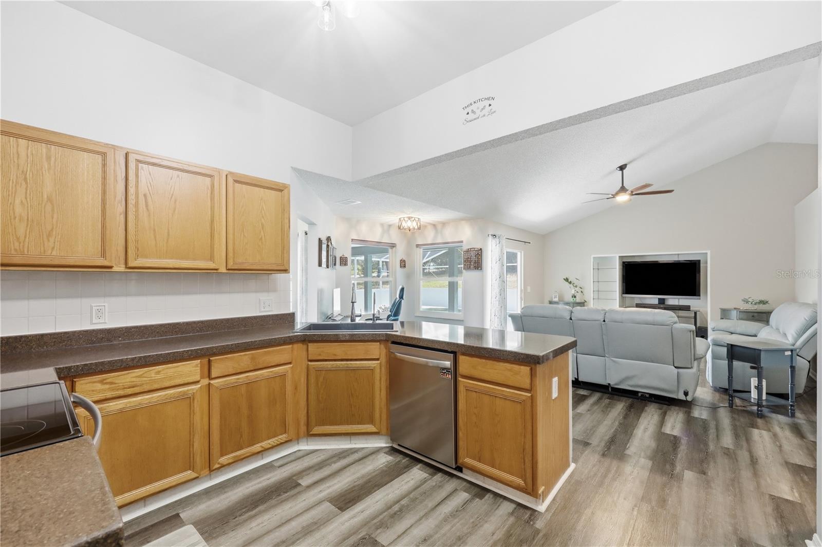 ACREAGE - Residential