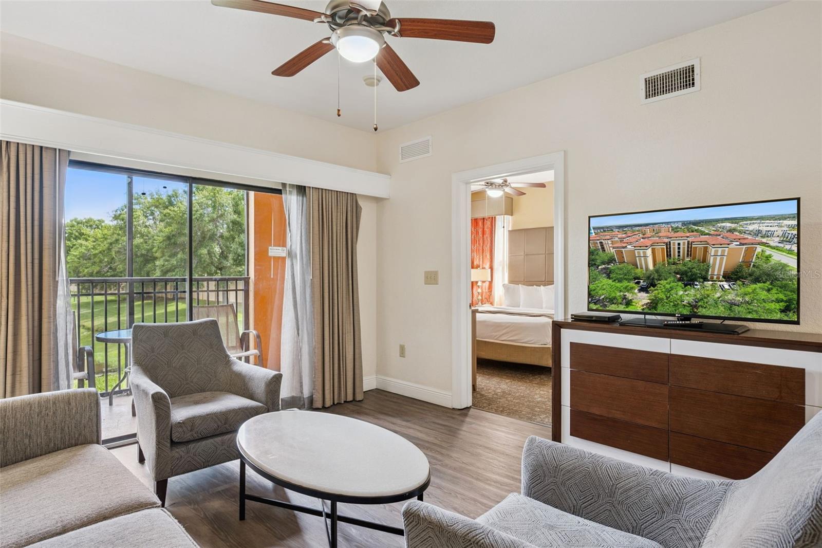 FLORIDAYS RESORT - Residential