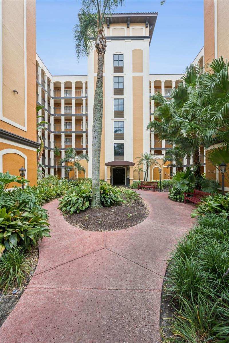 FLORIDAYS RESORT - Residential