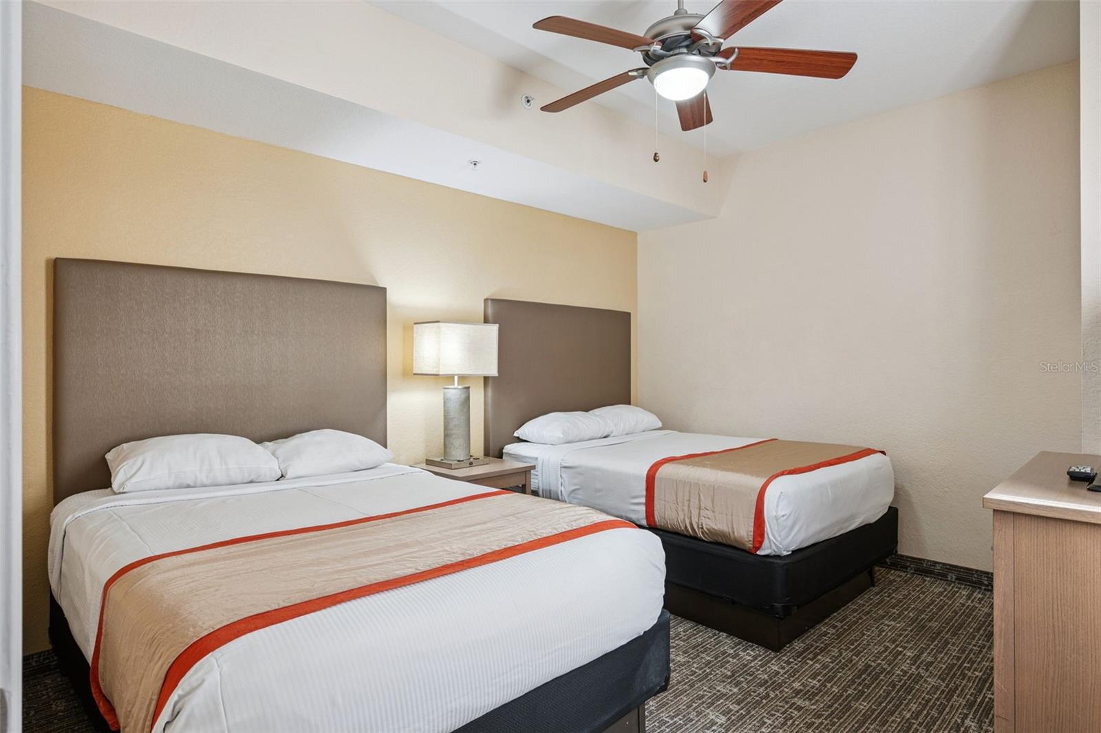 FLORIDAYS RESORT - Residential
