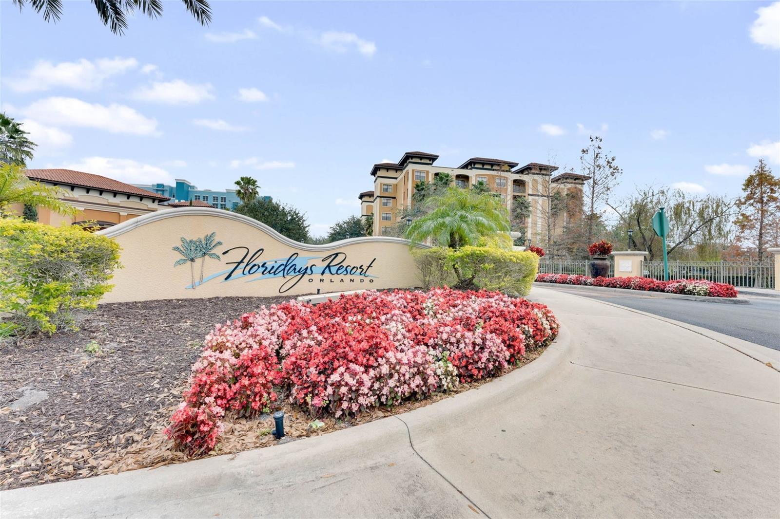 FLORIDAYS RESORT - Residential