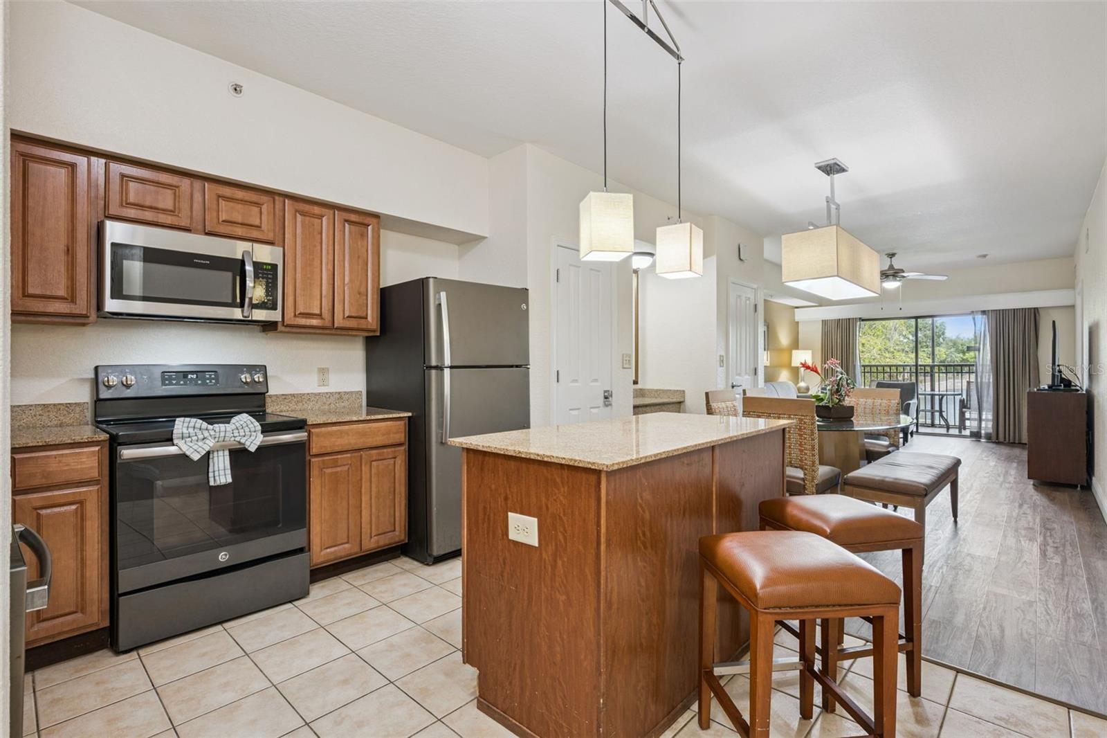 FLORIDAYS RESORT - Residential