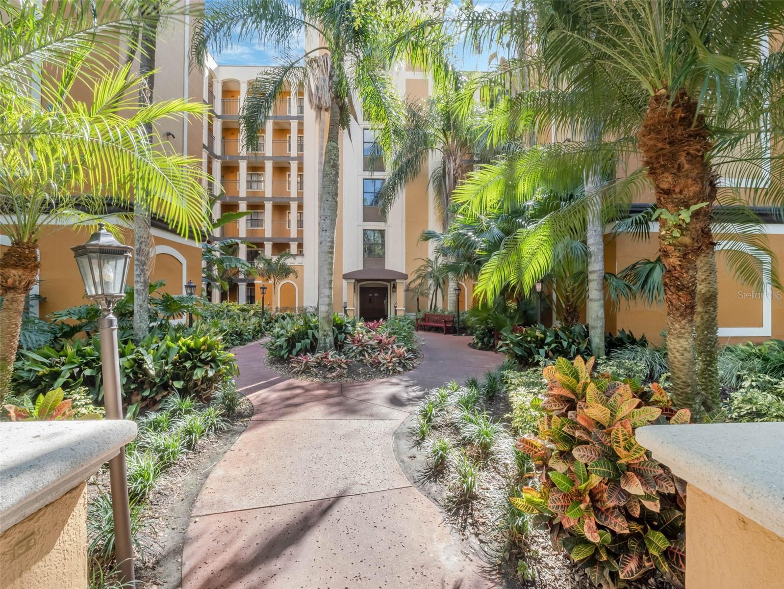 FLORIDAYS RESORT - Residential