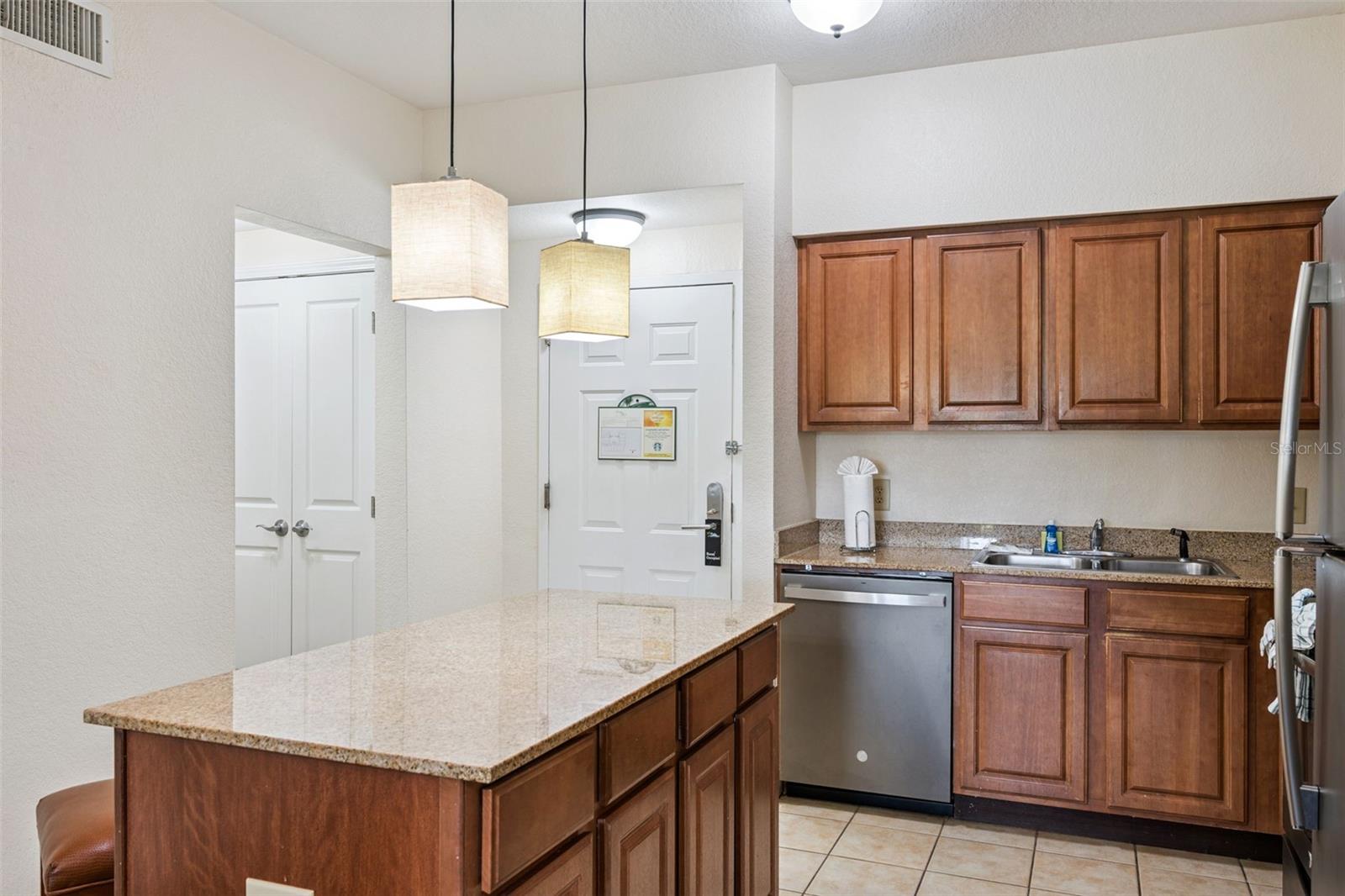 FLORIDAYS RESORT - Residential