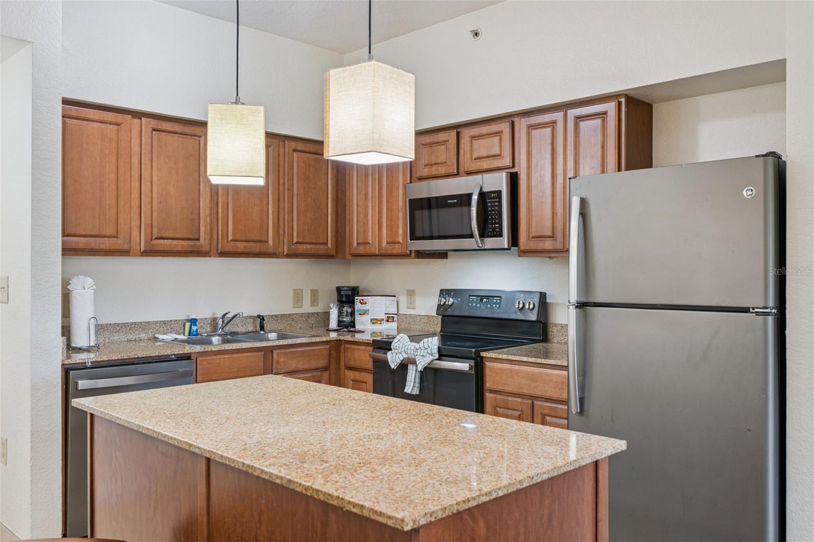 FLORIDAYS RESORT - Residential