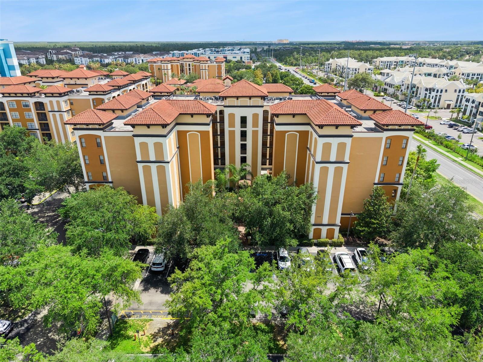 FLORIDAYS RESORT - Residential