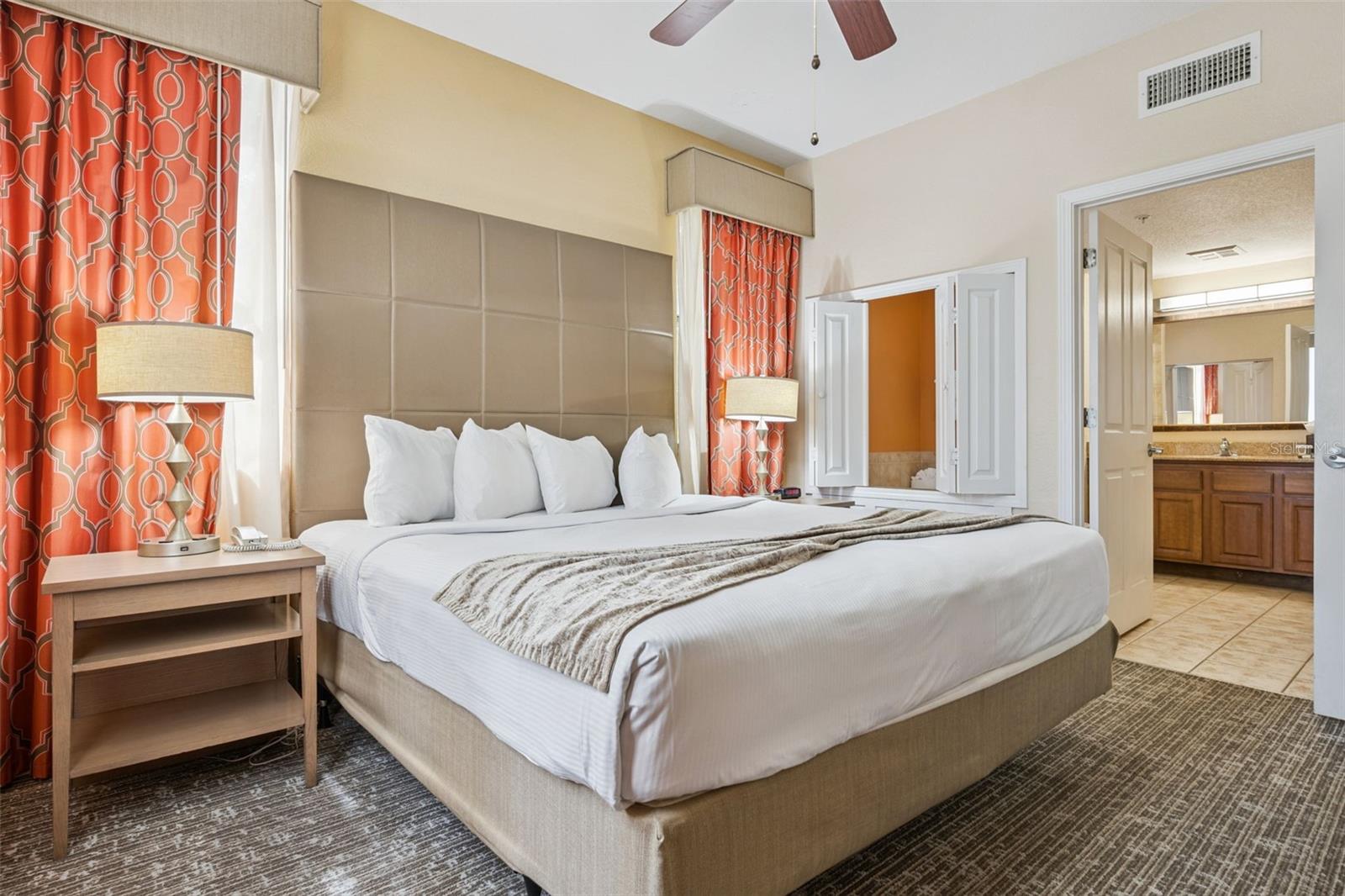 FLORIDAYS RESORT - Residential