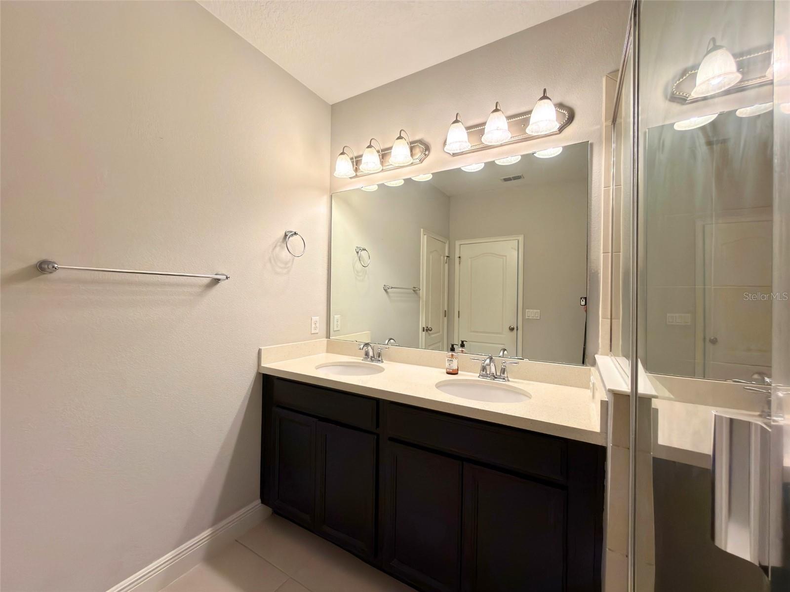 HAMLIN RESERVE - Residential Lease